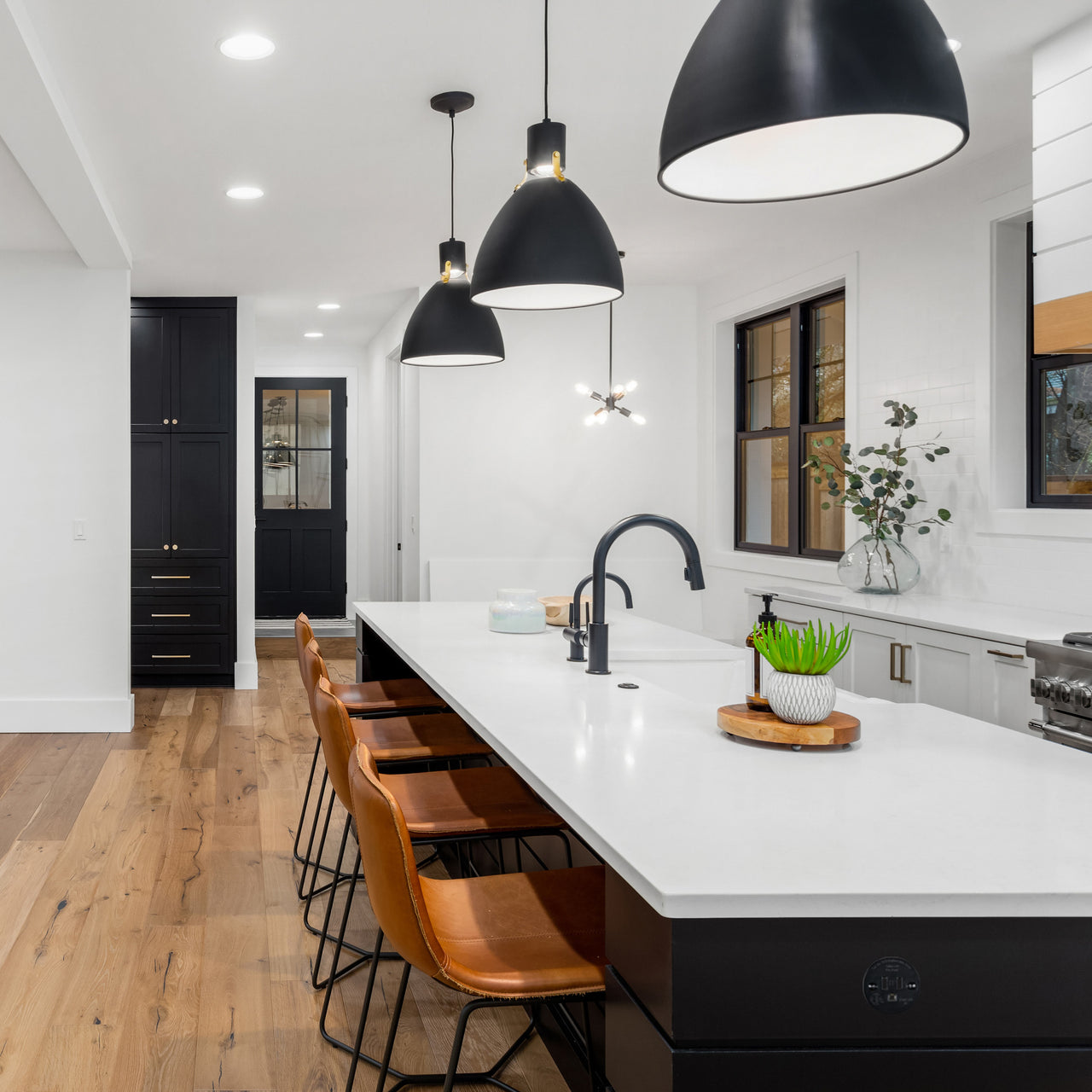 Sillites kitchen island AC outlet