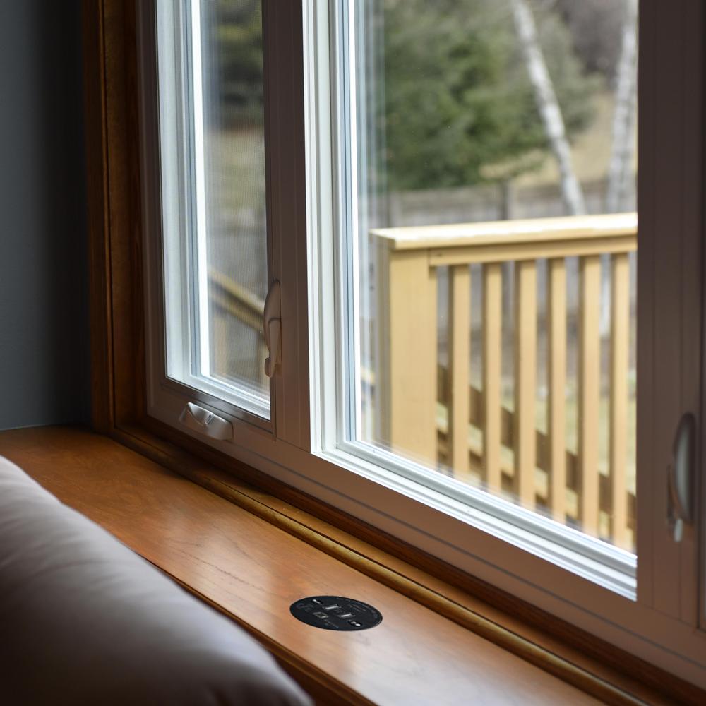 Sillites window sill outlet